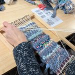 ouvrage de tissage réalisé en atelier. coloré et unique